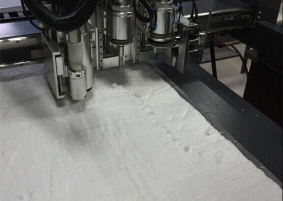 China Digital CNC Plotter Cutter Asbestos Composite Coated Fiberglass Cloth supplier