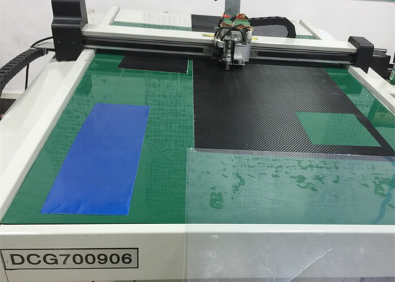 China 1000mm / S Max Sticker Cutting Plotter Machine With Back Up Paper supplier