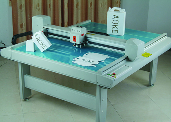 China Leaflet Corrugated Sample Cutter Table Plotter Cutting Machine / Equipment supplier