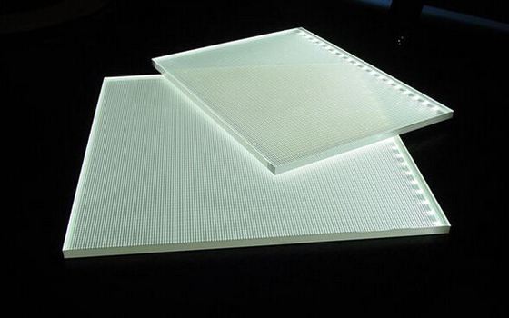 China Power Efficient Exterior LED Edge Lit Light Box Acrylic Panel Engraving Machine supplier