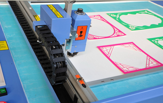China Photo Frame Mat Board Cutting Machine Complicated Arts Pattern Cutter supplier